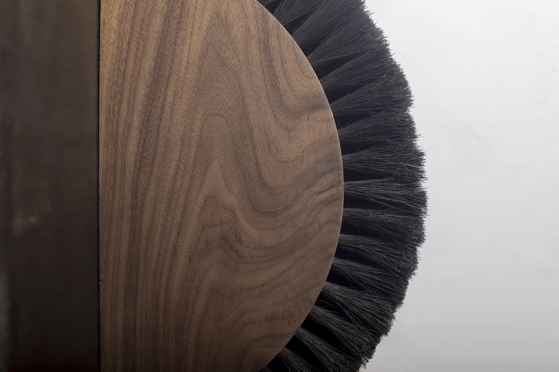 ROOTS CONSOLE