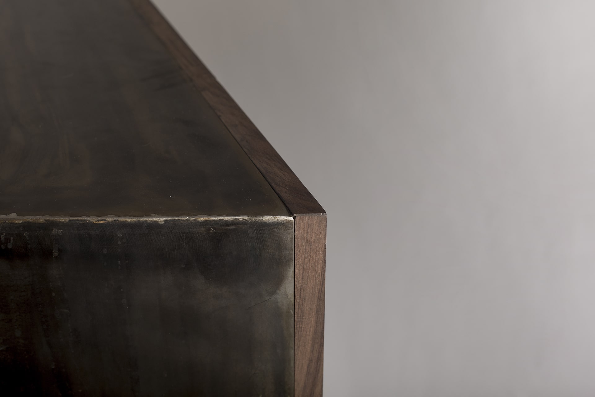 ROOTS CONSOLE