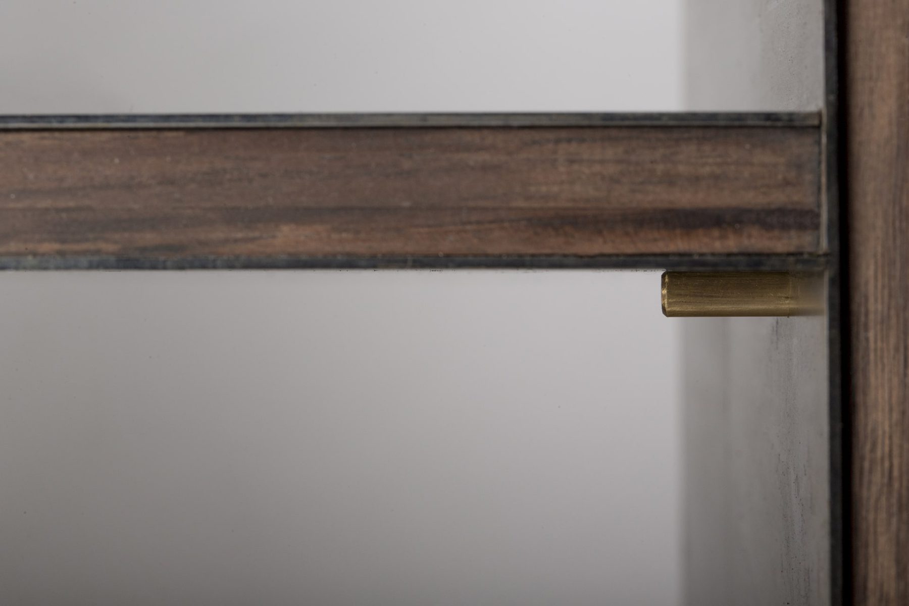 ROOTS CONSOLE