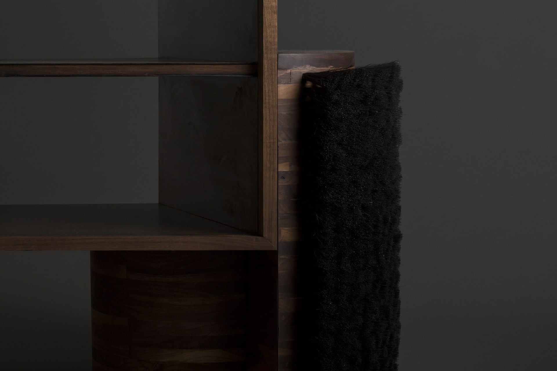 ROOTS CONSOLE
