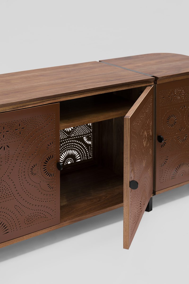 HUIXCOLOTLA CONSOLE (BROWN)