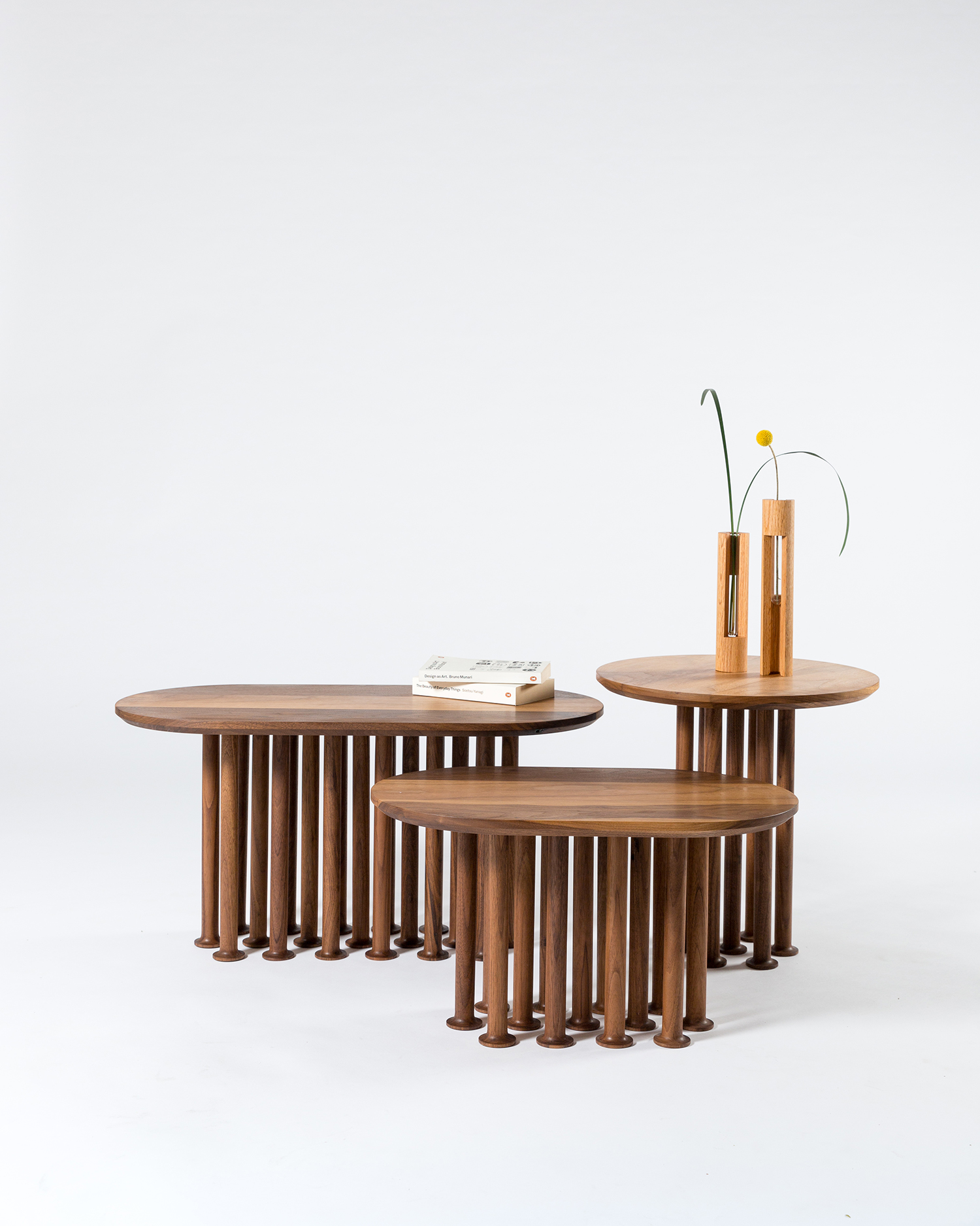 MOLINILLO 007 COFFEE TABLE BLACK OAK AND WALNUT