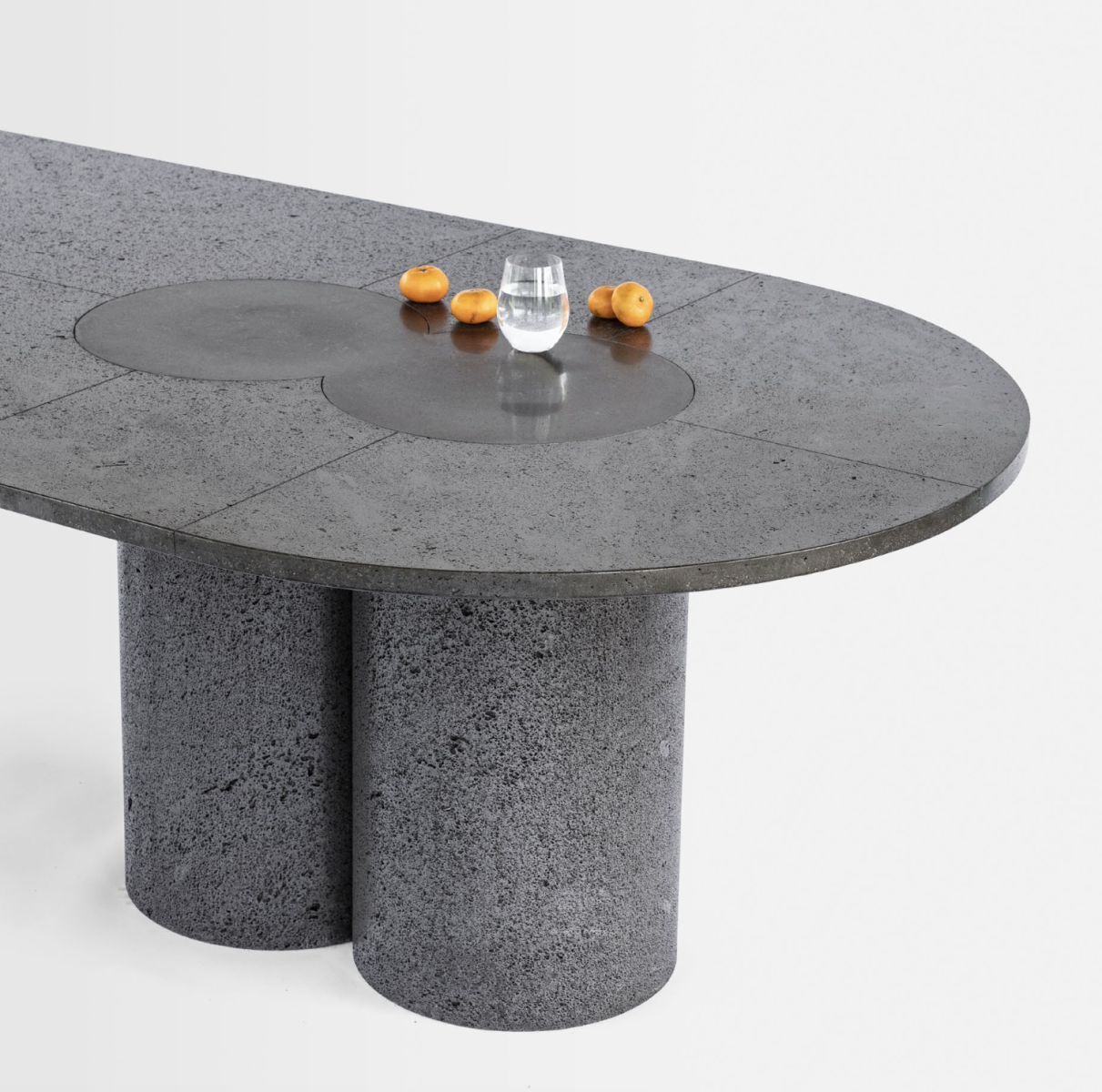PETRA, DINNING TABLE