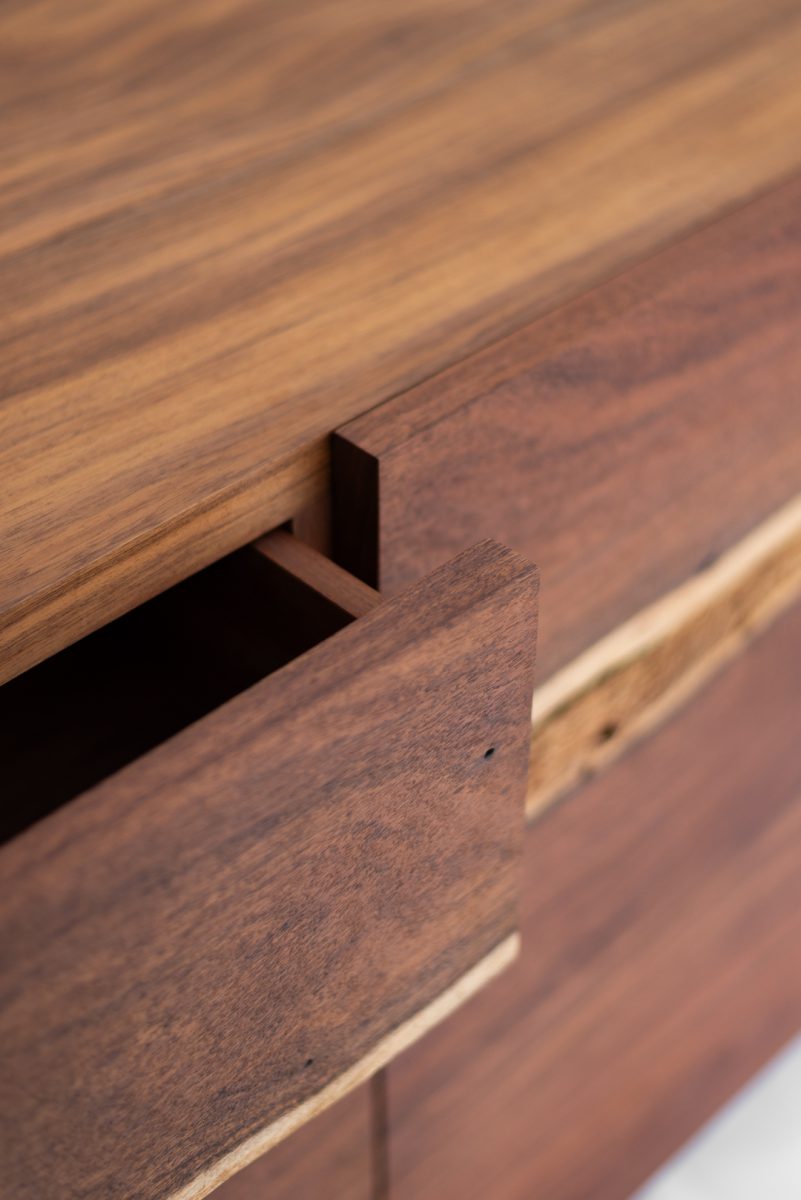 CREDENZA SAYAB