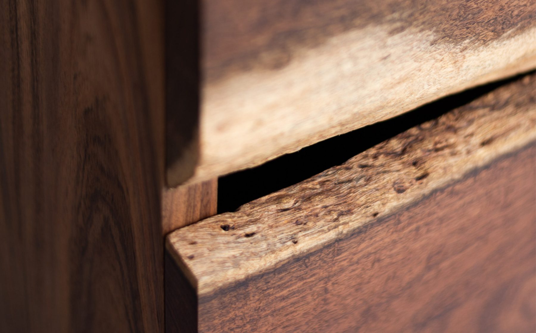 CREDENZA SAYAB