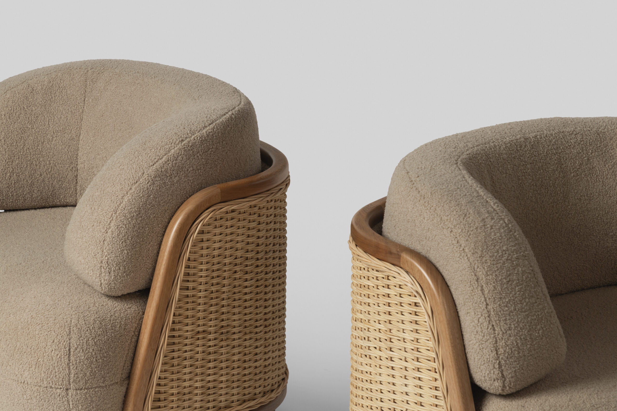 VAGO ARMCHAIR