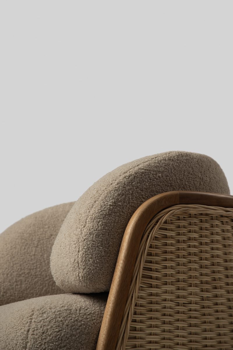 VAGO ARMCHAIR