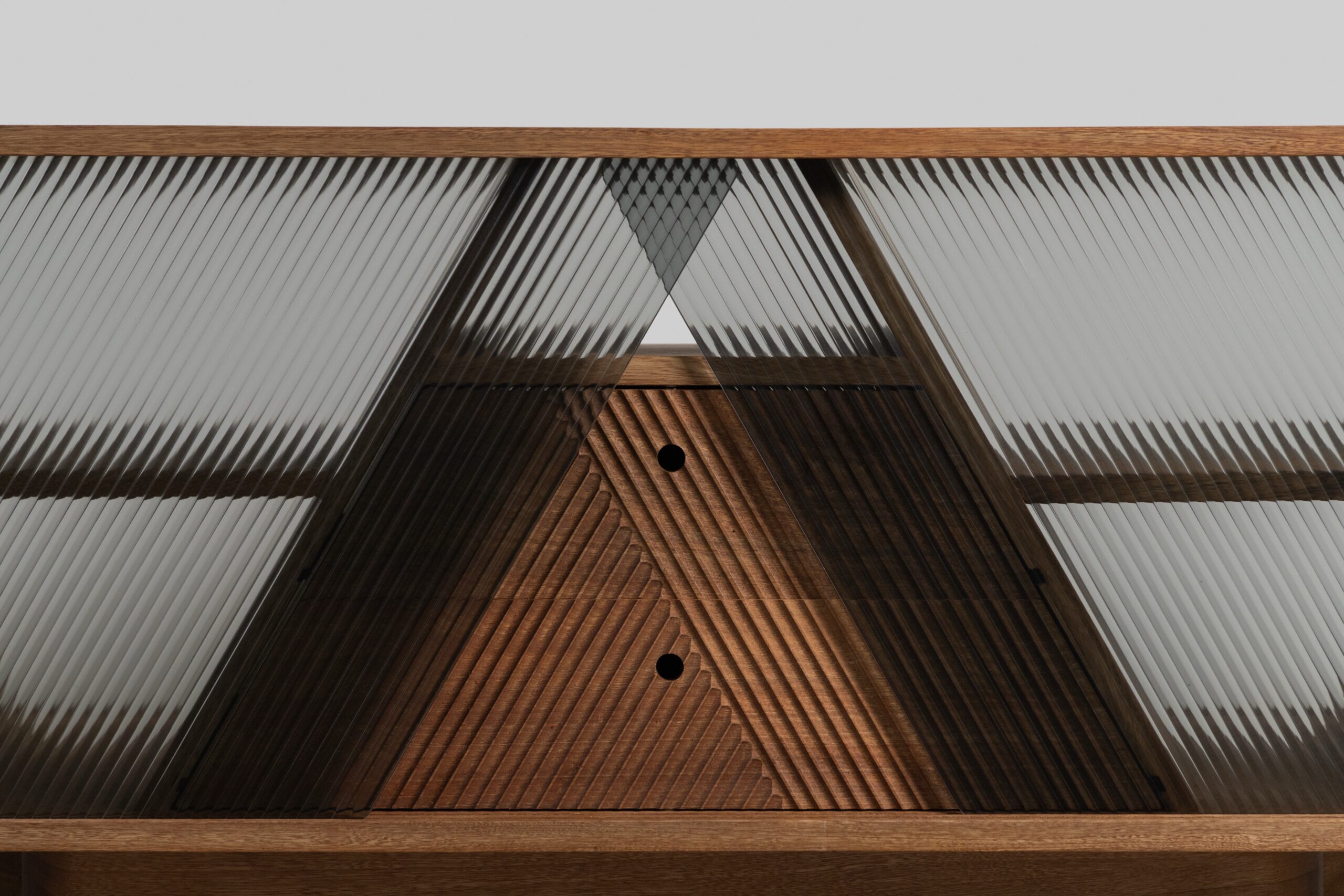 TAMAYO CONSOLE