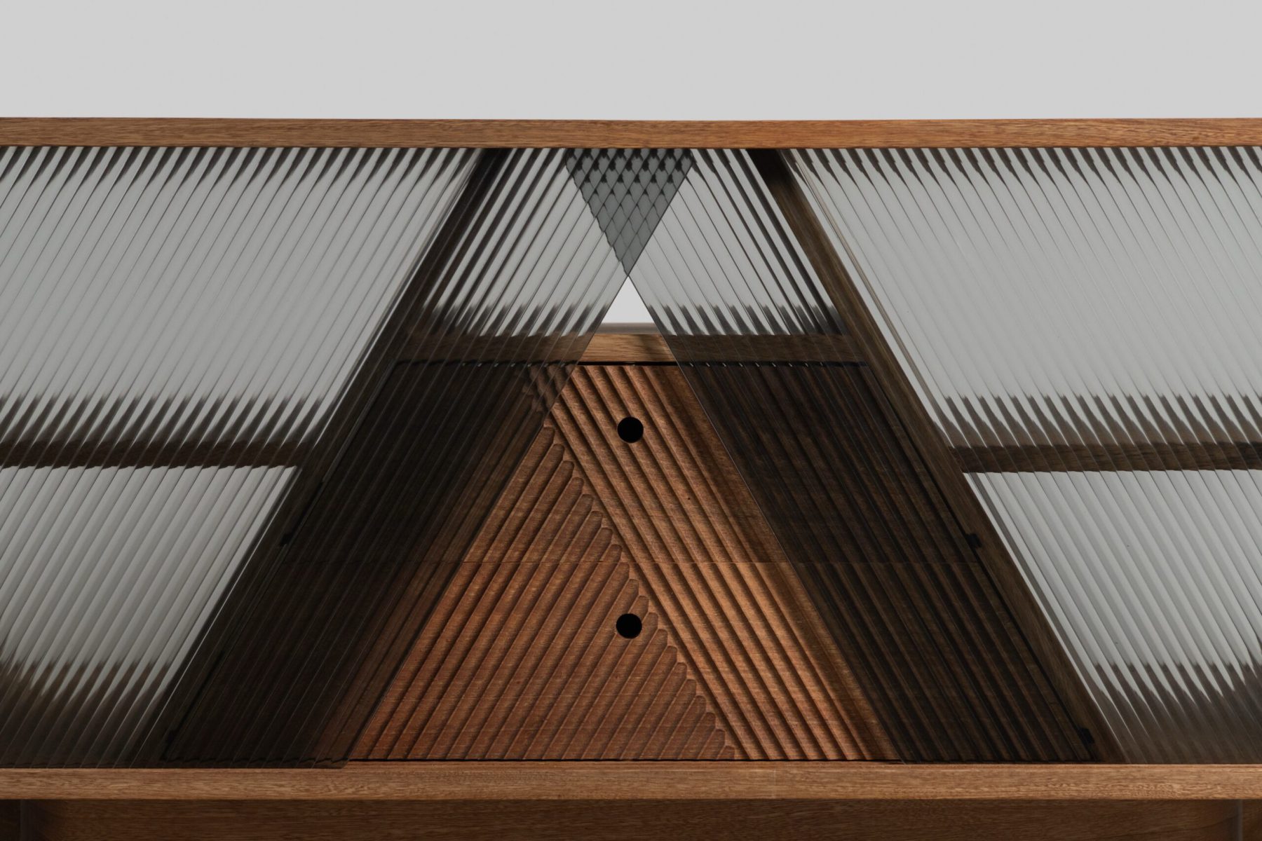 TAMAYO CONSOLE